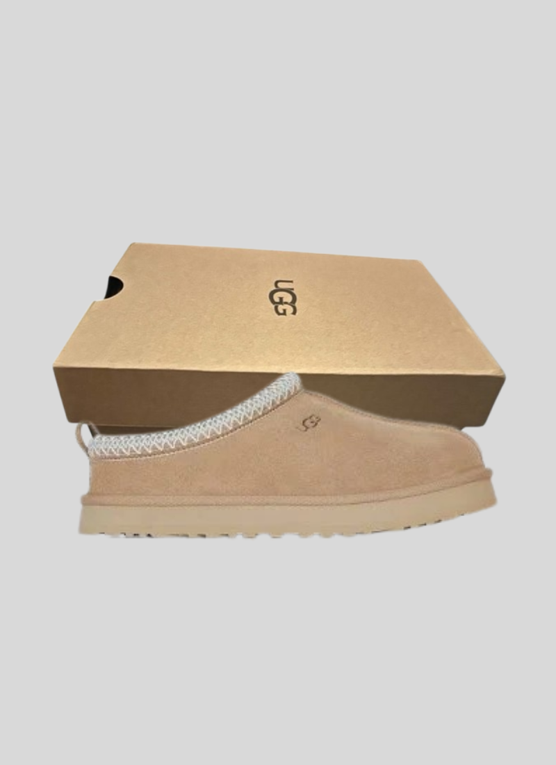 UGG tazz White
