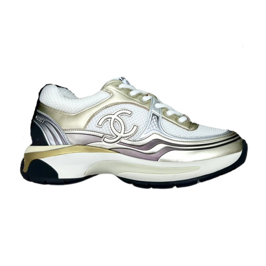 CHANEL CC RUNNERS SNEAKERS WHITE AND GOLD